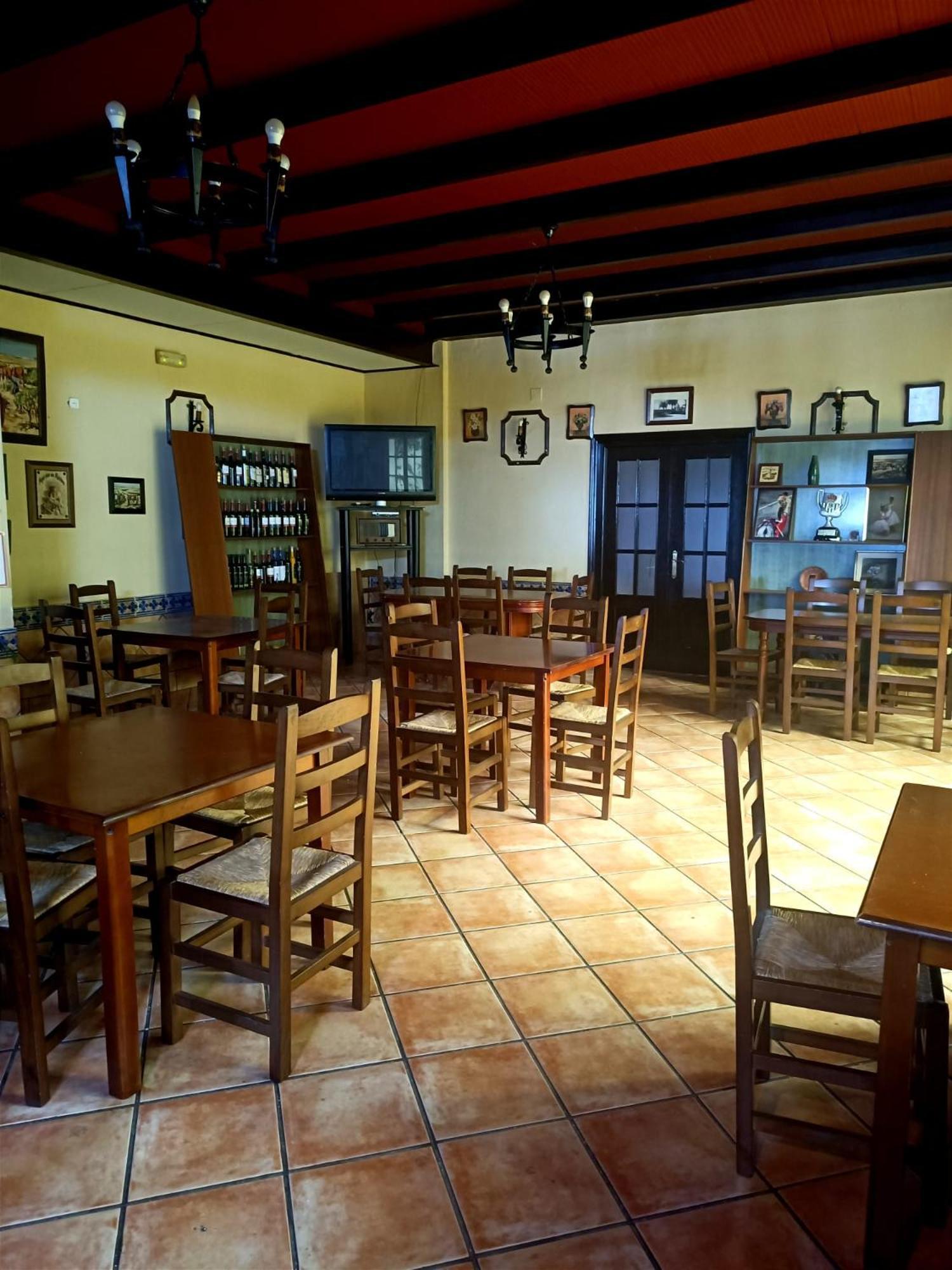 בויויוס פר דל קונדדו Hostal El Lirio מראה חיצוני תמונה