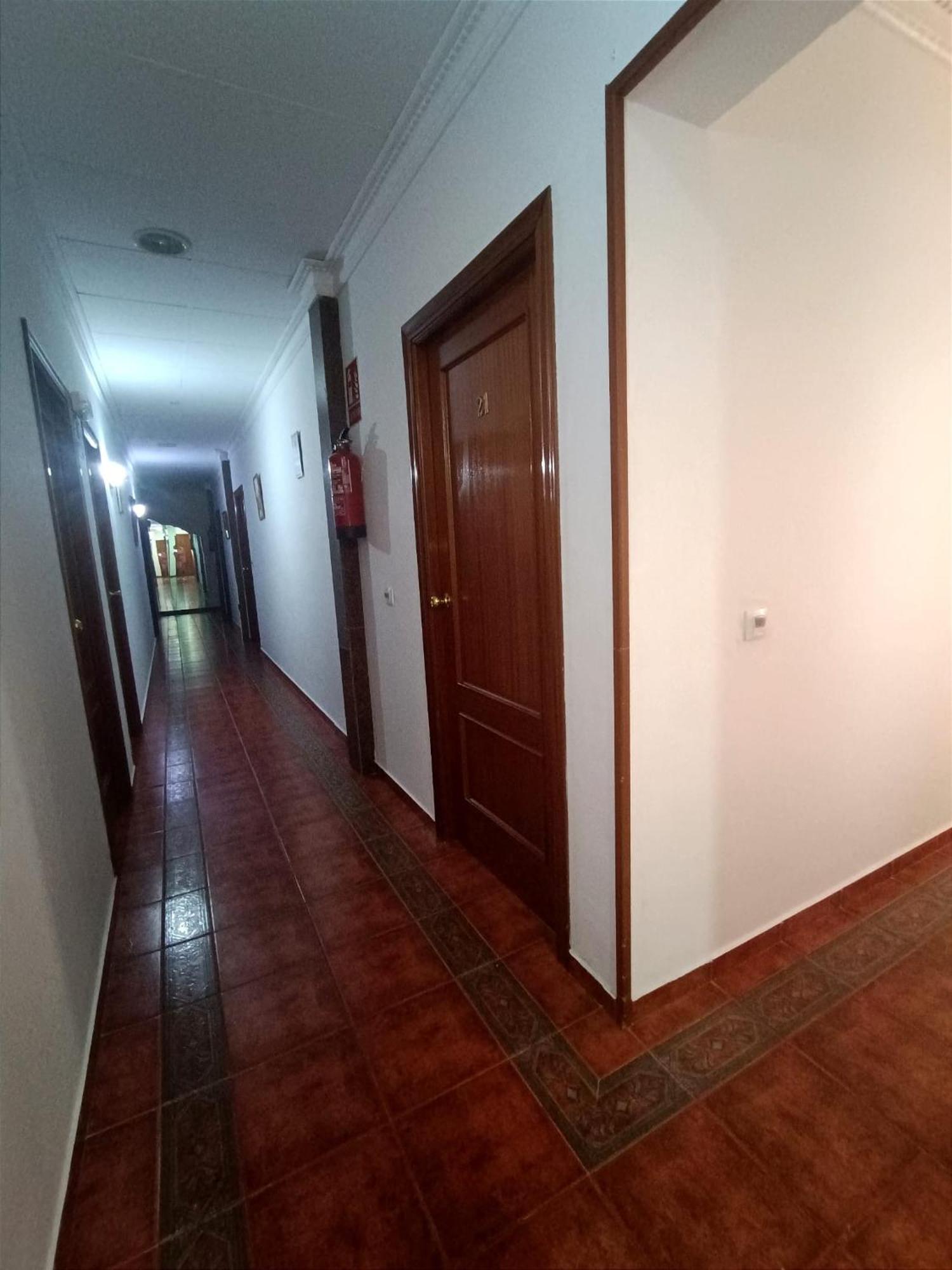 בויויוס פר דל קונדדו Hostal El Lirio מראה חיצוני תמונה