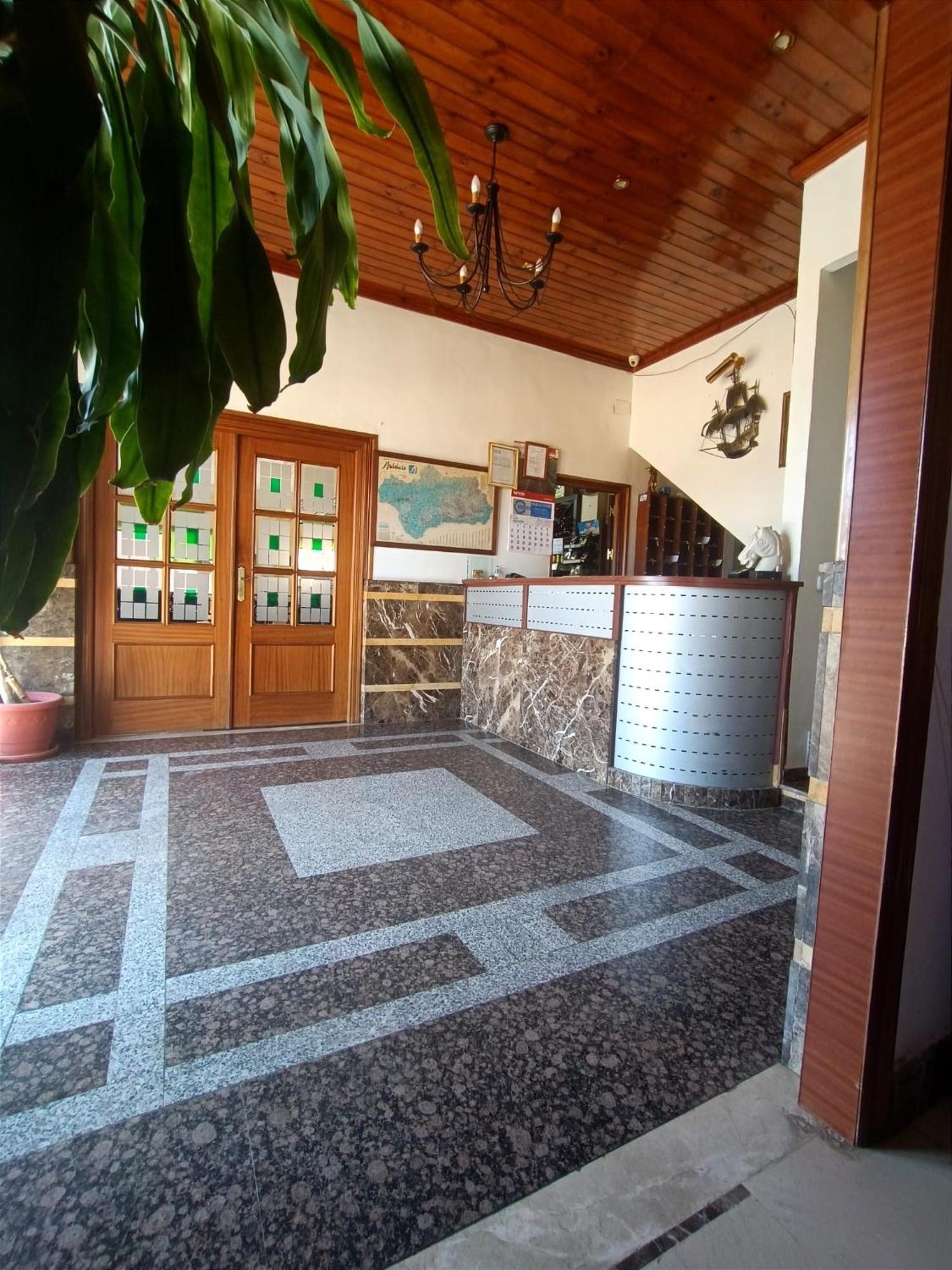 בויויוס פר דל קונדדו Hostal El Lirio מראה חיצוני תמונה